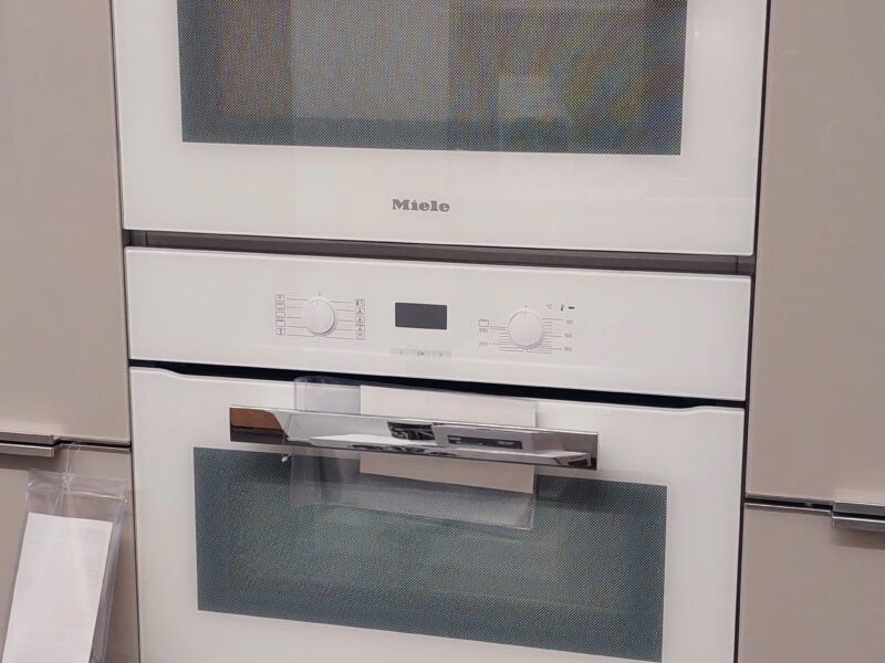 Miele Backofen + Mikrowelle Miele Backofen + Mikrowelle